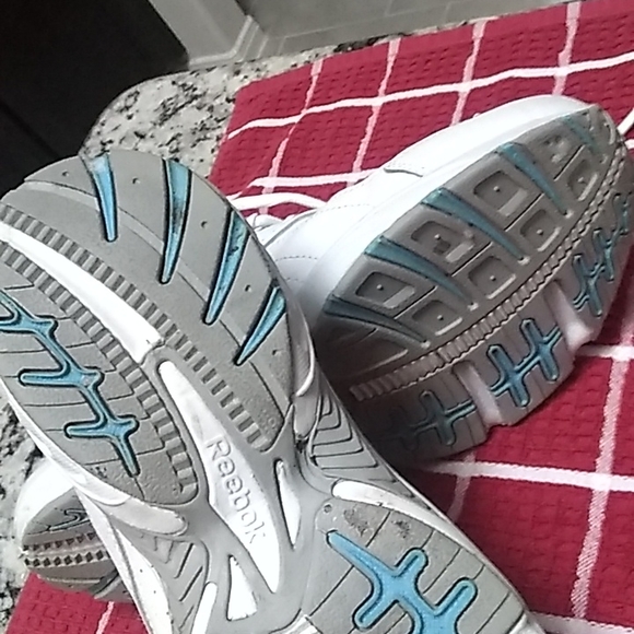 Women's Reebok - Picture 5 of 8